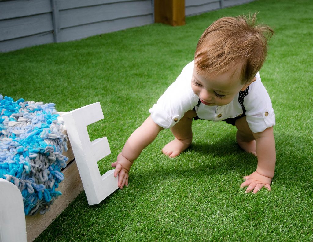 birthday shoot, sussex family photographer, Kat Naish Photography