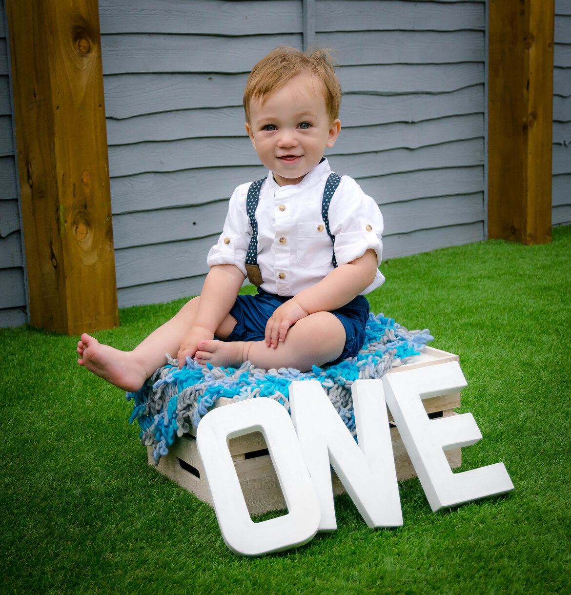 birthday shoot, sussex family photographer, Kat Naish Photography