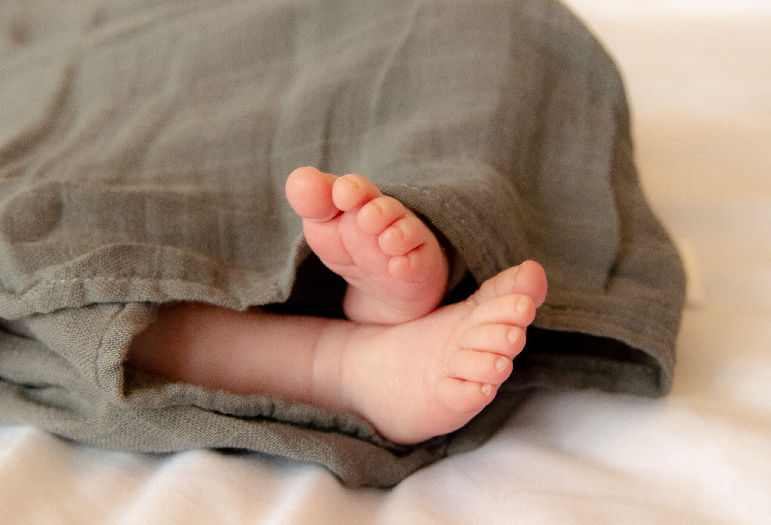 newborn photoshoot in Worthing West Sussex